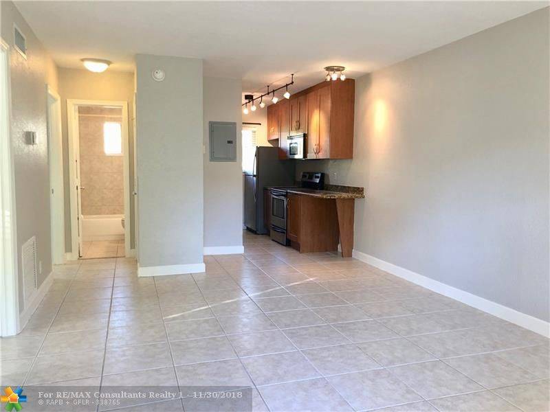 Wilton Manors, FL 33334,2643 NE 8th Ave  #14