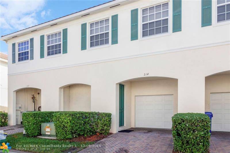 Pompano Beach, FL 33060,214 SW 7th Court  #-