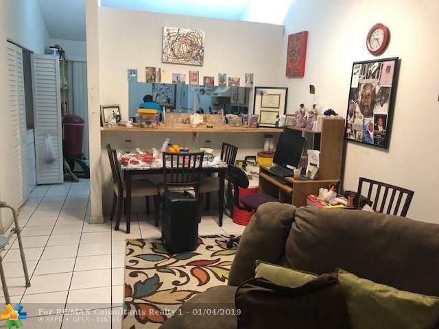 North Lauderdale, FL 33068,7151 TAM O'SHANTER BL  #7421