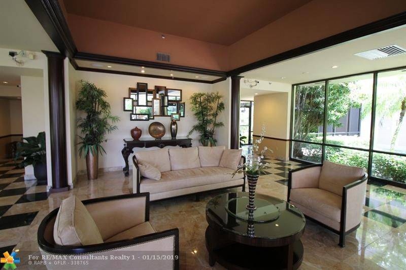 Boca Raton, FL 33487,899 Jeffery Street  #2090