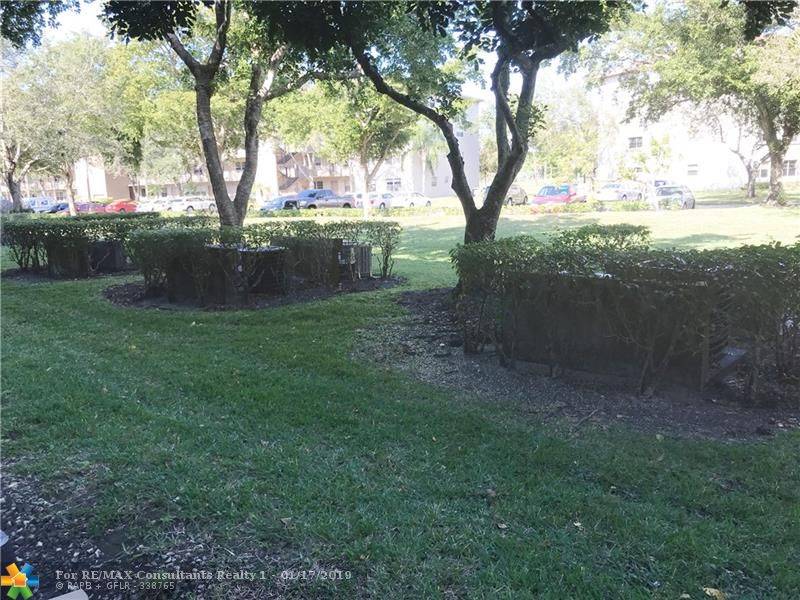 Pembroke Pines, FL 33027,13455 SW 9th Ct  #113J