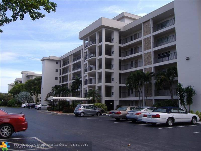 Pompano Beach, FL 33069,3000 N Palm Aire Dr  #404