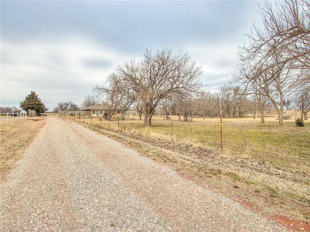 Piedmont, OK 73078,2917 NW Apache Road