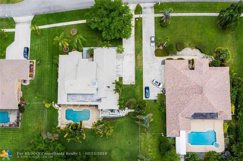 Boca Raton, FL 33428,21082 Sweetwater Ln