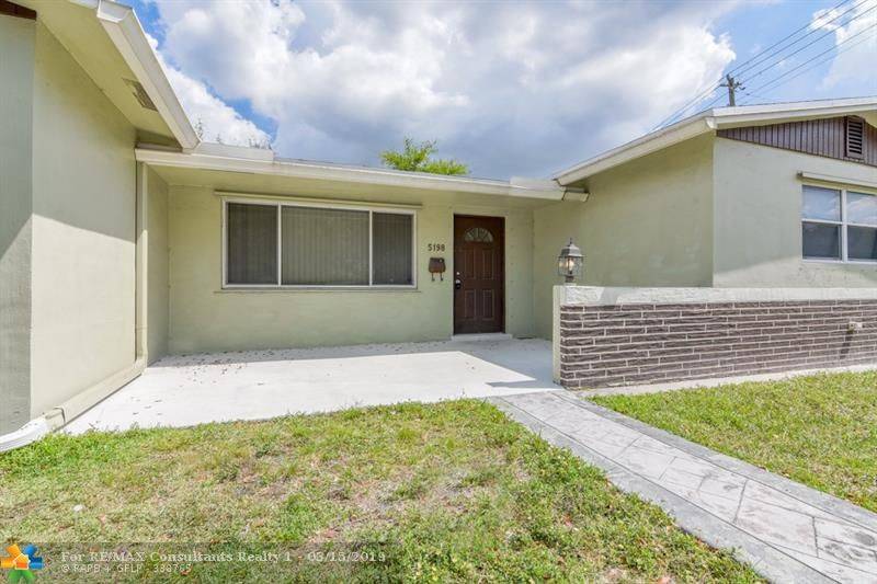 Cooper City, FL 33328,5198 SW 94th Ave