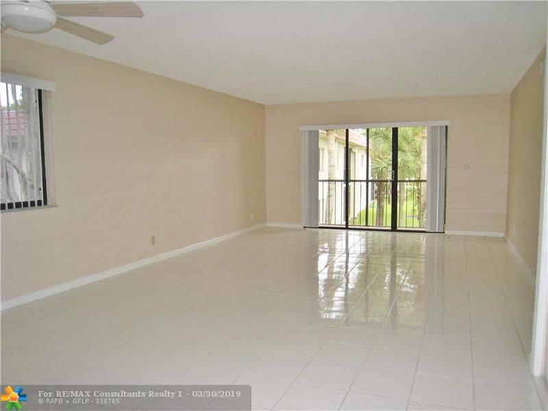 Weston, FL 33326,16252 LAUREL DR  #201