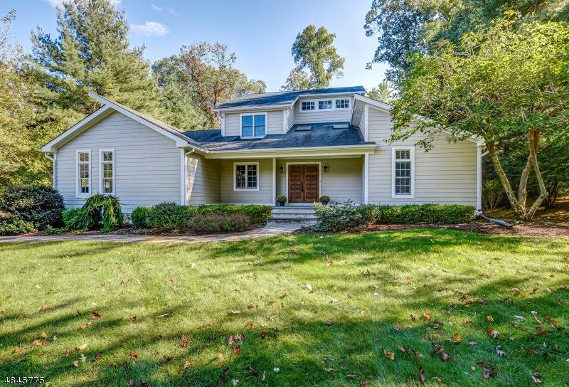 Bernards Twp., NJ 07920,26 HICKORY DR