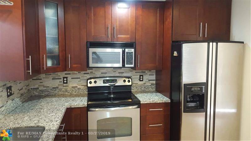 Pompano Beach, FL 33064,3370 BEAU RIVAGE  #H5