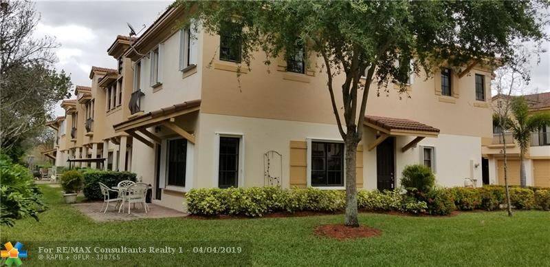 Coconut Creek, FL 33073,4721 Grand Cypress Cir  #4721