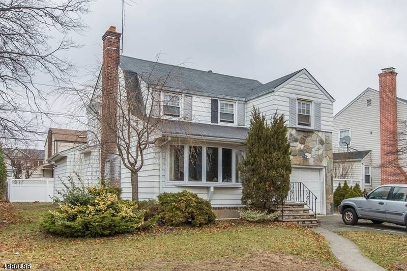 Elmwood Park Boro, NJ 07407,105 ELMWOOD DR