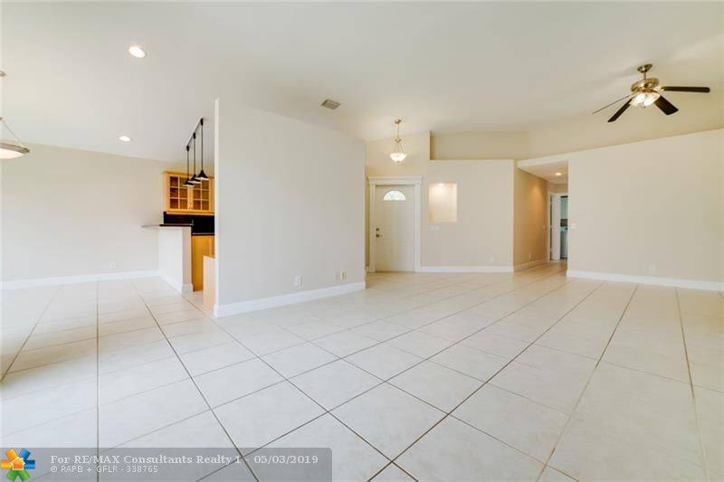 Deerfield Beach, FL 33442,672 NW 45th Ave