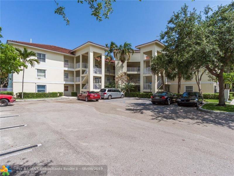 Coral Springs, FL 33065,2901 Riverside Dr  #202