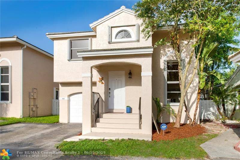 Plantation, FL 33324,9905 NW 9th Ct