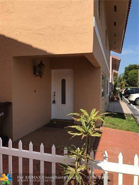 Hialeah, FL 33016,2448 W 54 PL  #24