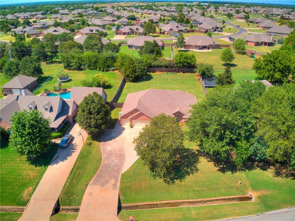 Edmond, OK 73025,1209 Mid Iron Lane