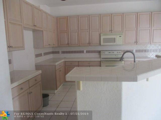 Pembroke Pines, FL 33027,380 SW 167 Ave