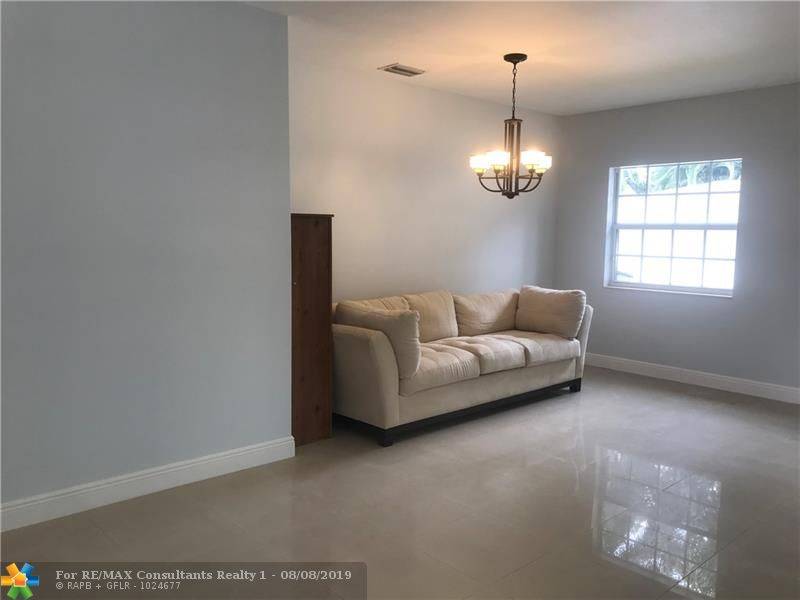 Fort Lauderdale, FL 33312,1836 SW 28th Way