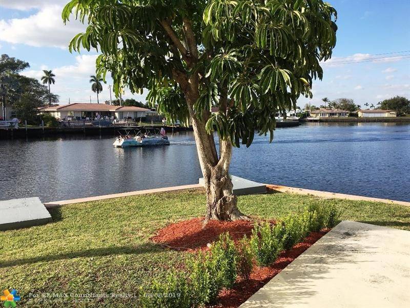 Fort Lauderdale, FL 33305,1839 Middle River Dr  #1