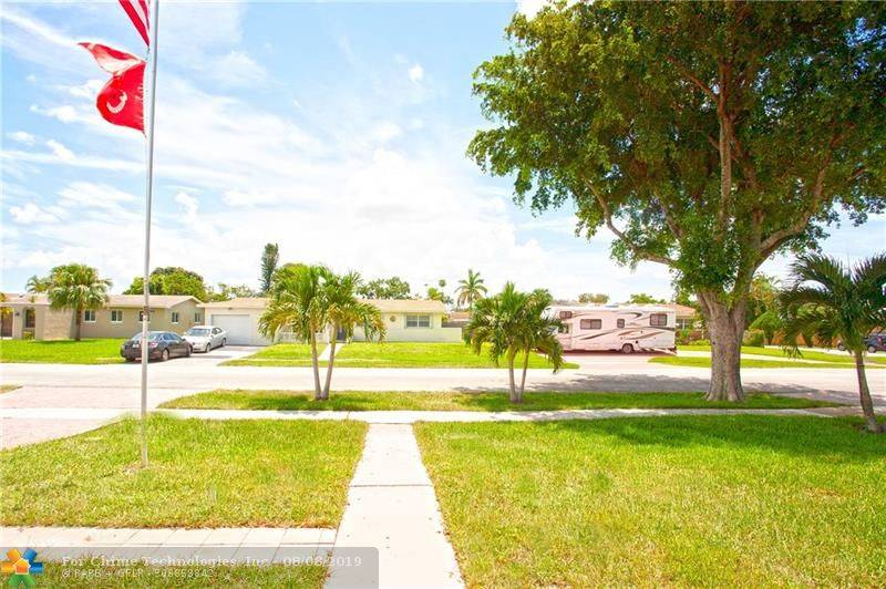 Pembroke Pines, FL 33024,1810 NW 88th Way