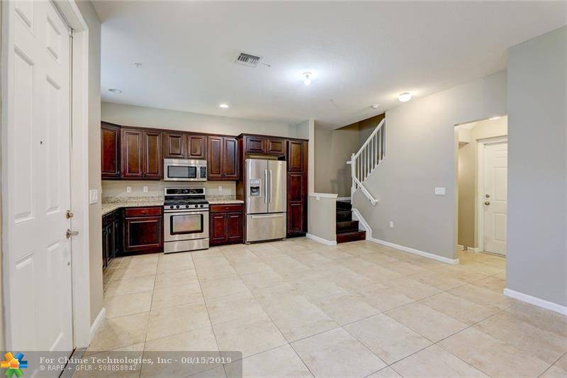 Sunrise, FL 33323,3311 NW 126th Avenue  #3311