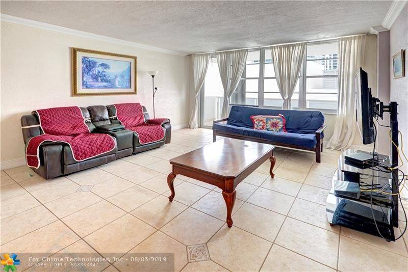 Hollywood, FL 33019,3725 S Ocean Dr  #1403