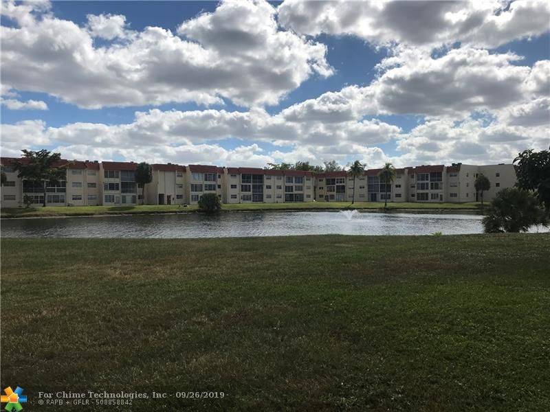 Sunrise, FL 33322,2750 Sunrise Lakes Dr  #110