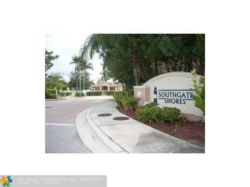 Tamarac, FL 33321,8659 N Southgate Shores Cir  #8659