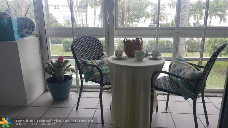 Lighthouse Point, FL 33064,2050 NE 39th St  #205 W