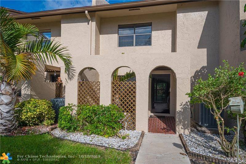 Boca Raton, FL 33433,21205 Lago Cir  #14-D