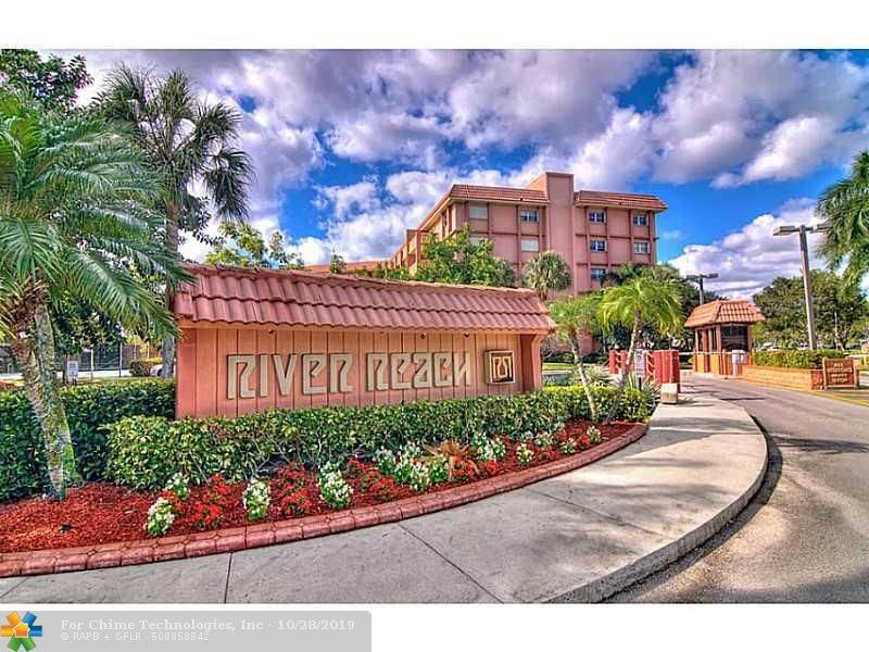 Fort Lauderdale, FL 33315,900 River Reach Dr  #414