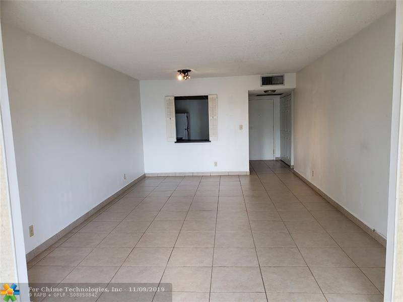 Hallandale, FL 33009,2101 Atlantic Shores Blvd  #305