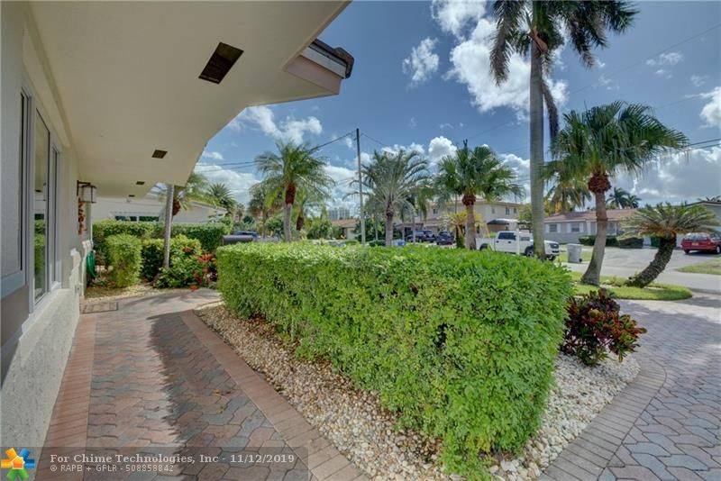 Pompano Beach, FL 33062,2717 NE 10th St