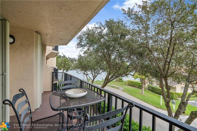 Pompano Beach, FL 33064,3400 Blue Lake Dr  #304