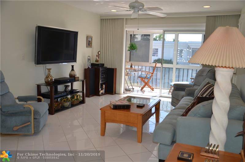 Fort Lauderdale, FL 33308,6237 Bay Club Dr  #4