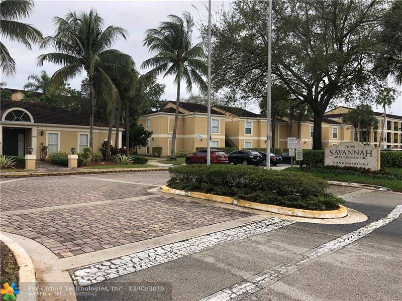 Coral Springs, FL 33071,927 Riverside Dr  #325