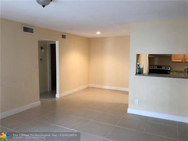 Coral Springs, FL 33071,927 Riverside Dr  #325