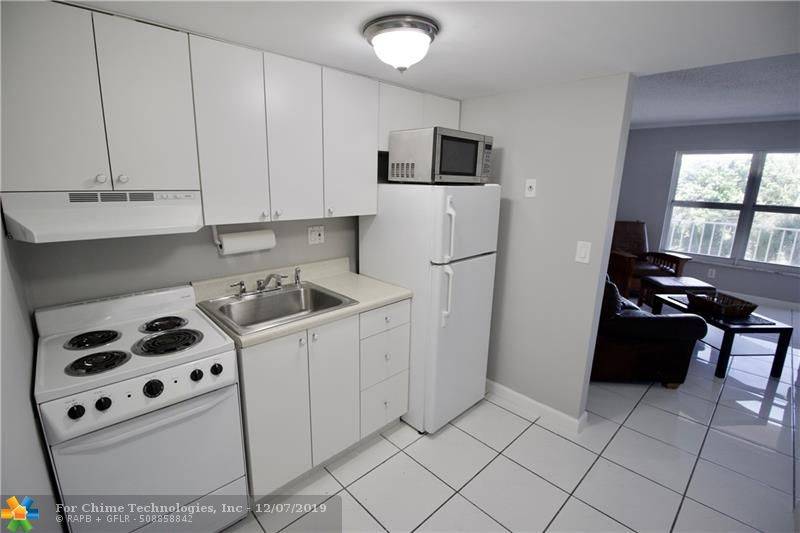 Fort Lauderdale, FL 33304,3000 E Sunrise Blvd  #3H