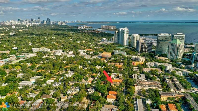 Coconut Grove, FL 33133,2933 Day Ave  #2933