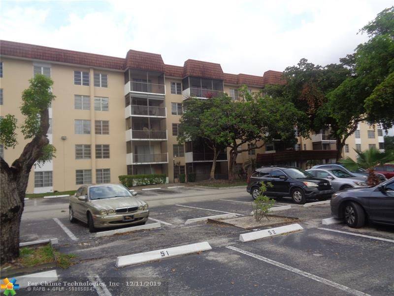 Lauderhill, FL 33319,4158 Inverrary Dr  #206