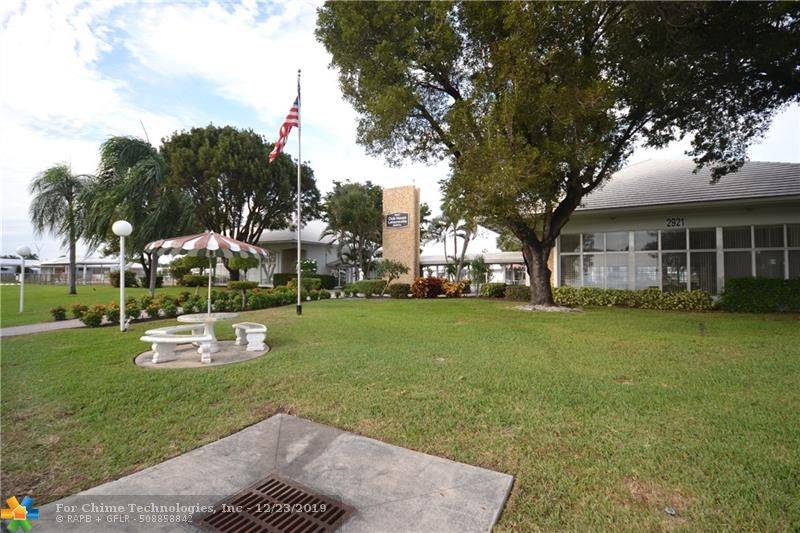 Pompano Beach, FL 33064,2800 W Golf Blvd #224