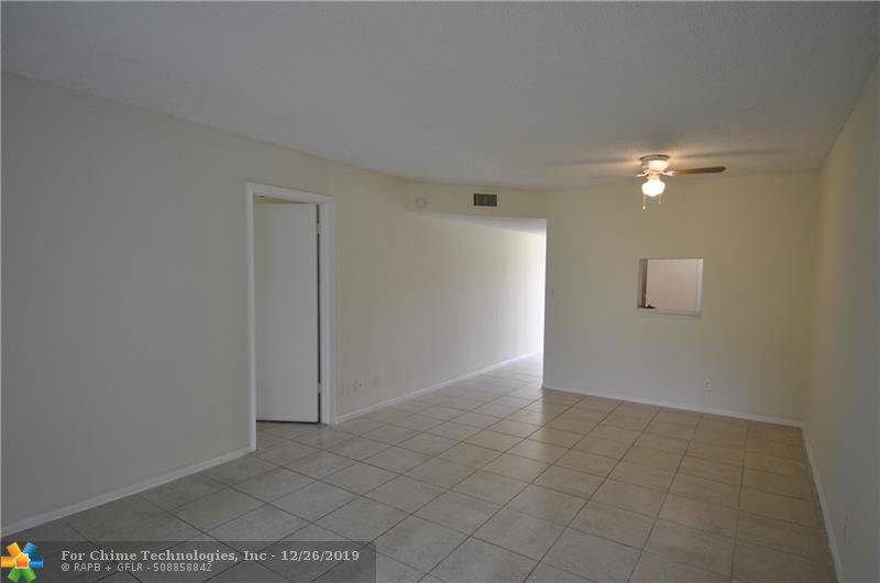 Tamarac, FL 33321,8000 Fairview Dr  #203