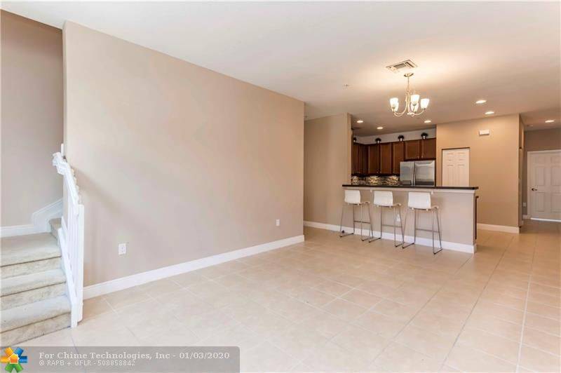 Pembroke Pines, FL 33027,811 SW 147th Ave  #1403