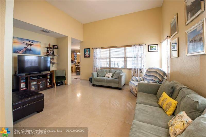 Pembroke Pines, FL 33024,1792 NW 75th Way