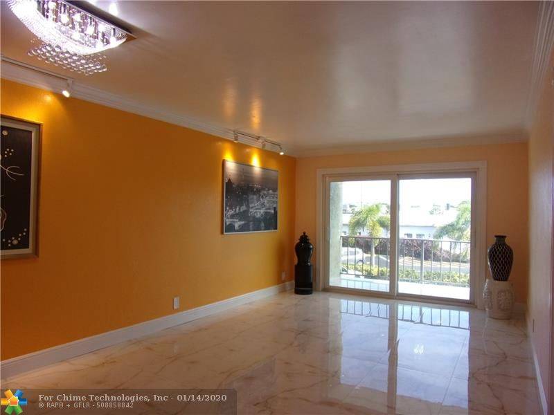 Wilton Manors, FL 33334,3002 NE 5th Ter  #204B