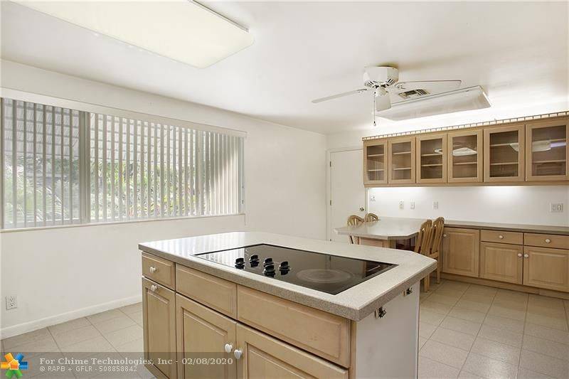 Wilton Manors, FL 33334,422 NE 27th St