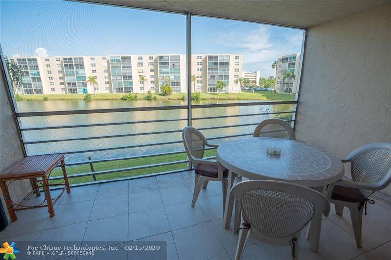 Dania Beach, FL 33004,301 SE 3rd St  #207