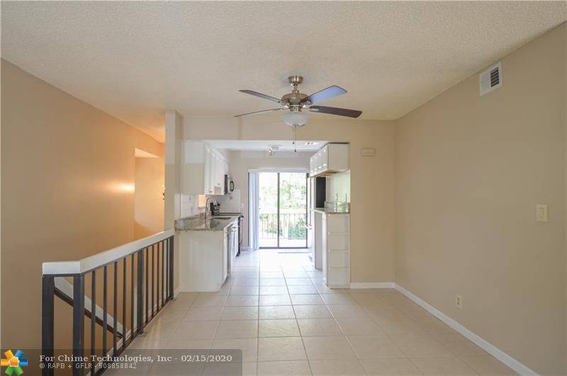 Plantation, FL 33324,176 Wimbledon Lake Dr  #176