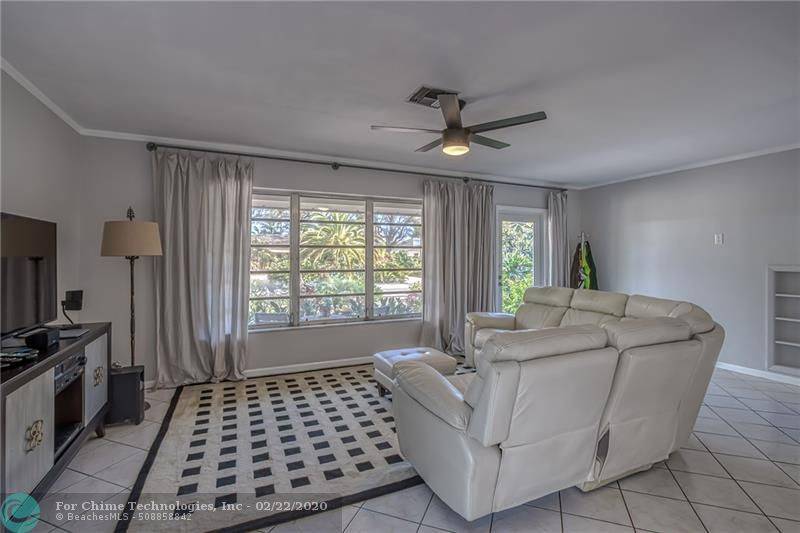 Wilton Manors, FL 33334,1524 NE 28th Dr