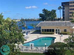 North Miami Beach, FL 33179,1075 NE Miami Gardens Dr  #309