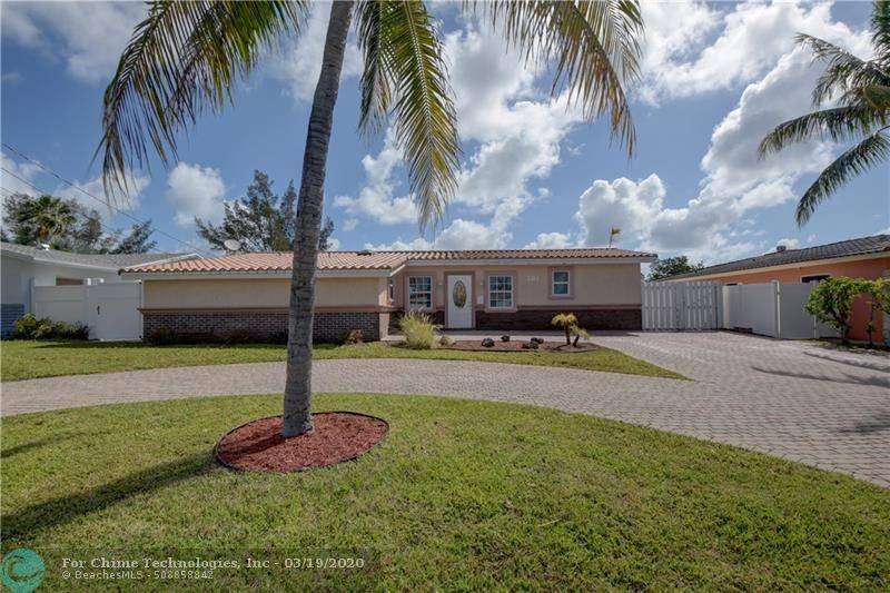 Pompano Beach, FL 33060,942 SE 10th Ct